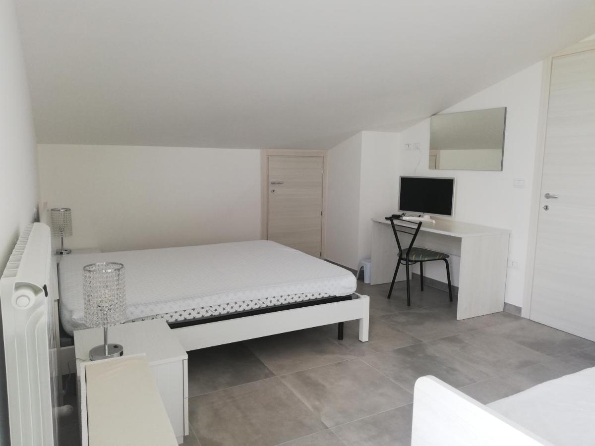 Attico Fronte Mare Apartment Martinsicuro Bagian luar foto